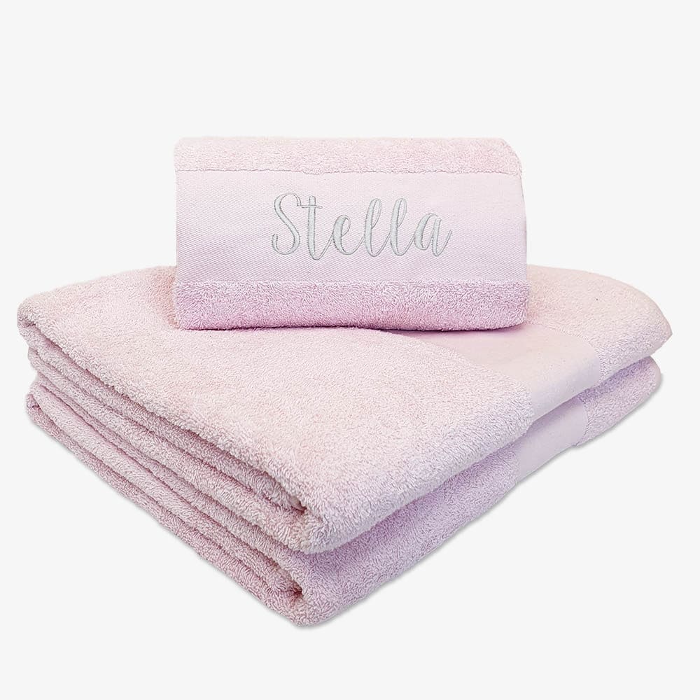 Håndklæde på bunke baby pink på bunke med navn