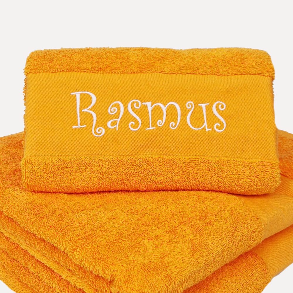 Orange håndklæde med eget valg af tekst