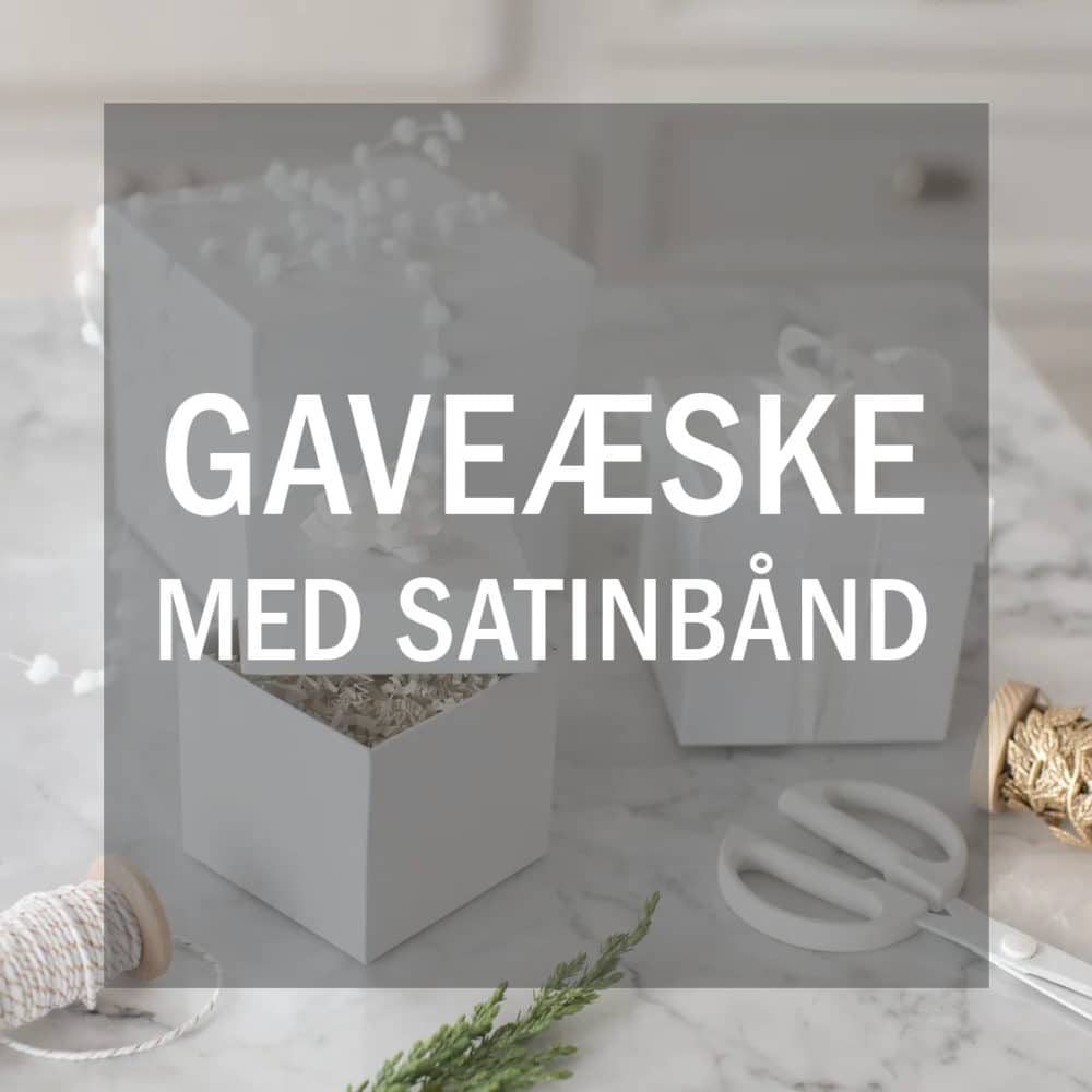 Gaveæske med satinbånd